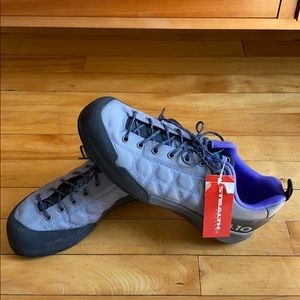 Five Ten Guide Tennies